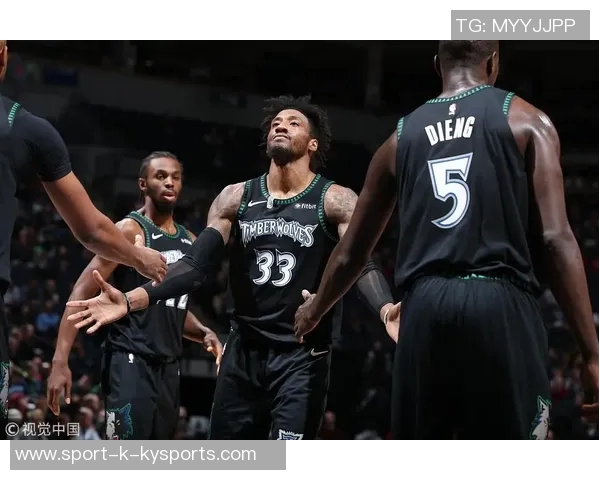 NBA高管与球探齐聚考察Woj母校球队球员展现人脉魅力