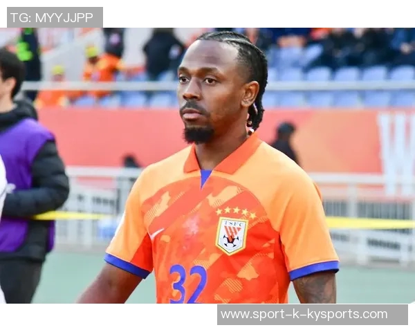 伊万谈费南多缺席东亚杯质疑塞鸟为何不给他更多机会