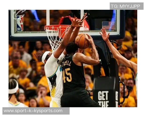 米切尔表现低迷18投7中失误频繁正负值惨淡球队遭遇失利