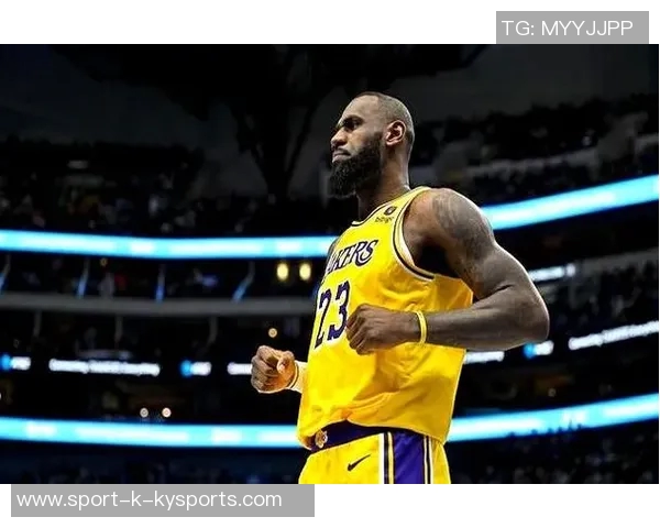 詹姆斯生涯揭幕战得分创低纪录仅得11分追平2007年表现 詹姆斯生涯揭幕战得分创低纪录仅得11分追平2007年表现